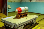 揭秘苏联冷战地下潜艇基地：曾存核武