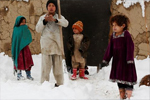阿富汗东部雪崩导致至少５０人死亡 