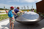 马航MH17空难纪念碑在荷兰揭幕