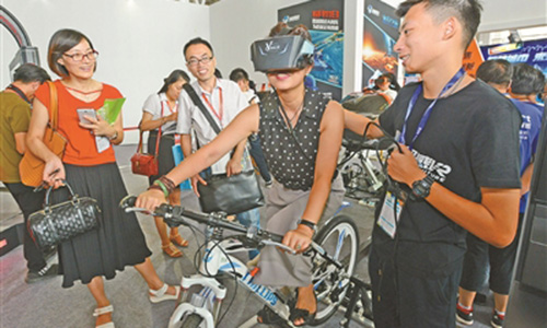 ǲ᱾ǳ ̽ӪԵĺڿƼö