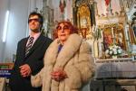 阿根廷小伙娶91岁伯祖母 丧偶后领抚恤金被拒