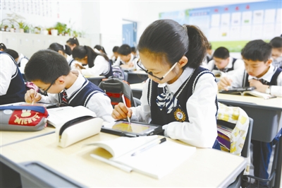 翻转课堂、作业盒子…2020年宁波将建成200所