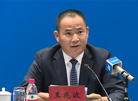 鄞州区委常委,常务副区长王兆波发布新闻