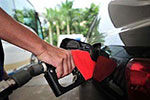 国内油价迎年内最大降幅 92#汽油料重回7元时代