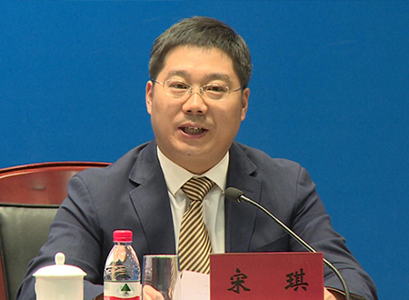 镇海区经信局局长宋琪发布新闻