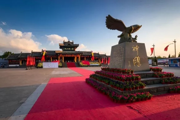 穿越千年只为你而来 我在这里发起“争做中国好网民”倡议