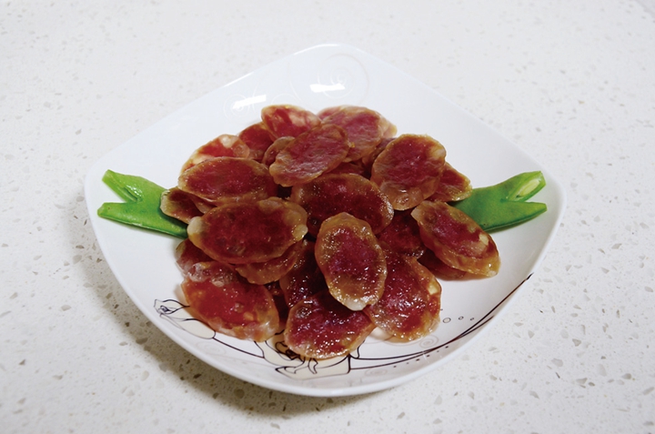 年味在美食中氤氲 看宁波人如何制腊肠、腌咸菜