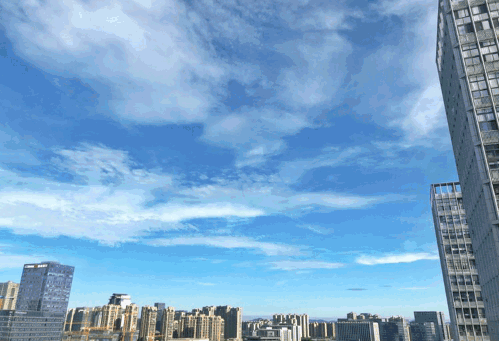 台风走后的宁波 蓝天白云都是爱你的形状