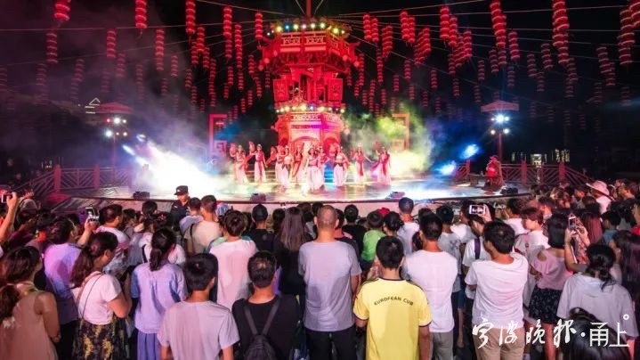 杭州花都国际KTV不需要喝酒的,工资是日结