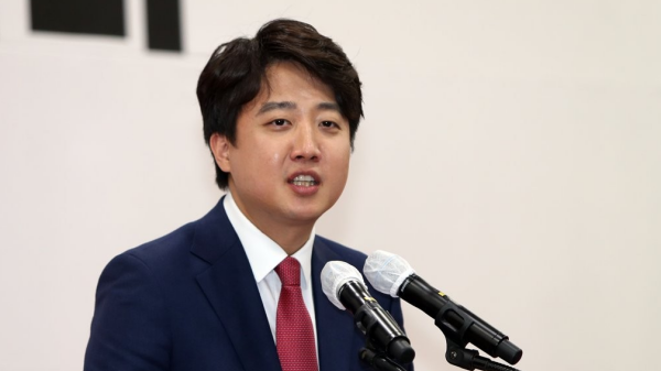 韩字辈排行_相声字辈趣谈,张杰尧被一路刁难,高峰李菁徒弟细思极恐