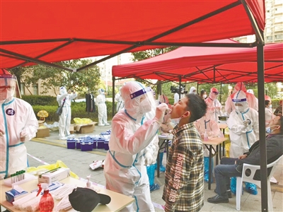 上海阳性感染者超50万 专家分析疫情特点和传播路径