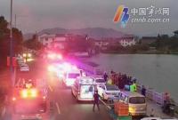 女乘客情绪不稳跳河轻生 宁波的哥两度拼死相救