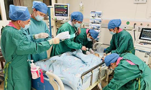 ��������Ӥ���������ֲ�����ɹ�