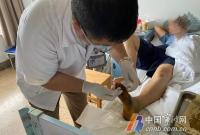 天热蛇出没！宁波一家医院一周收治蛇伤患者15人