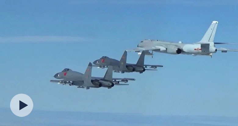 轰6K海上飞行驱离外方船只