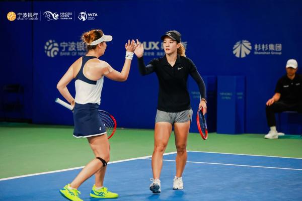 两对中国组合闯入宁波网球公开赛双打四强