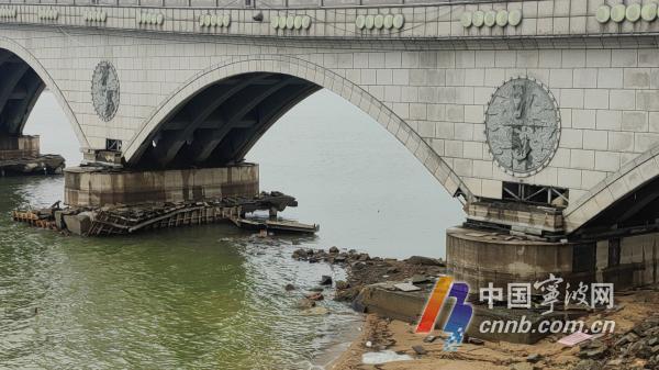 桥墩破损严峻、影响安全？记者看望余姚四明湖“网红桥”