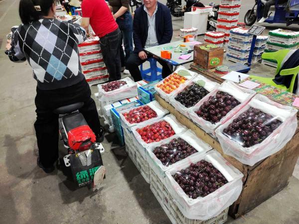 荔枝上市 樱桃热卖 宁波新晋网红水果是它们