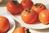 3颗10厘米硬石占满胃部 “罪魁祸首”竟是这种水果