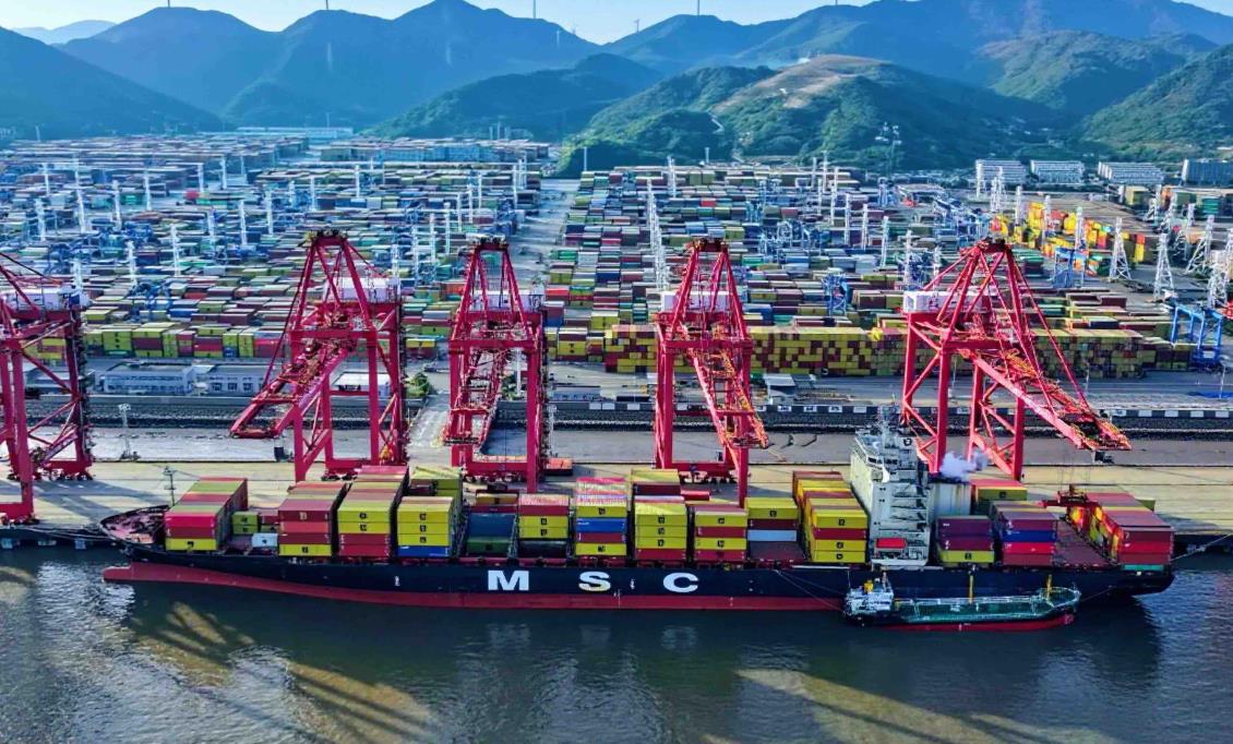 宁波舟山港再添共建“一带一路”新航线