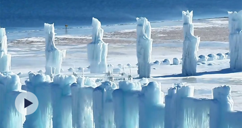 ����ľ���澰�������𺳳���