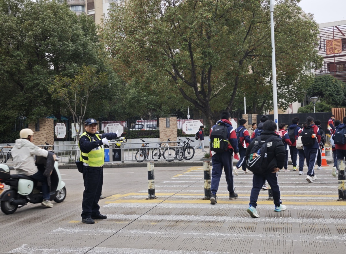 ��ѧ���գ�۴�ݽ�����ѧæ�������� ��.jpg