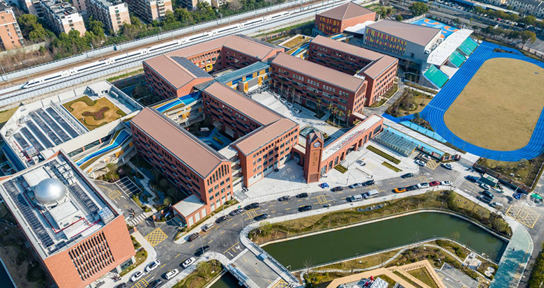 ���������ѧУ��ͥУ��9������