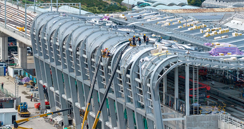 假期不停工 奋战“加速度”