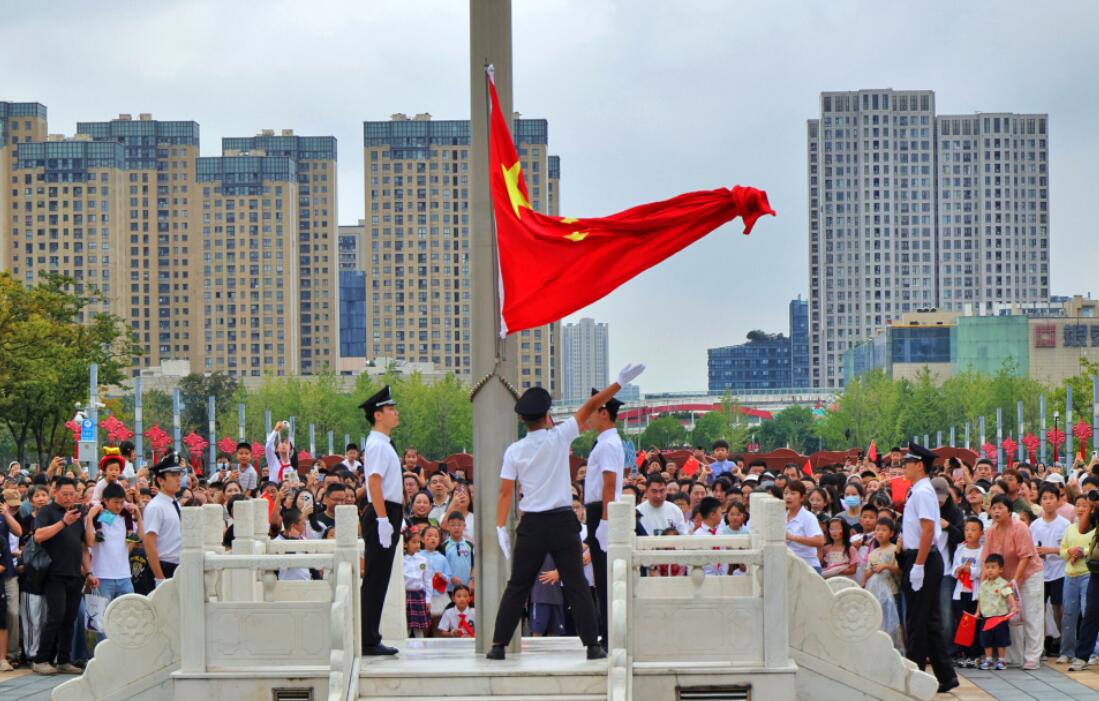 ���Ǻ��죬��Ϊ���Ժ�