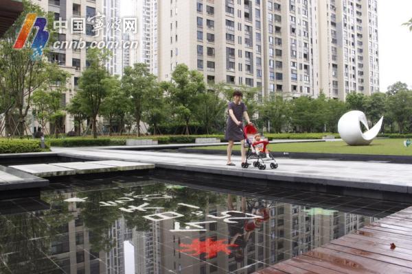 脑洞大开北仑一小区用碎石子播报天气
